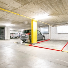 Garagen-Parkplatz